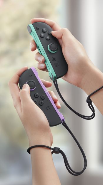 images/products_26/ac_ns2_joycon2pair_lightpurple_lightgreen/BEEA_012-014_imgeUAMA_P2_R_ad-0.jpg